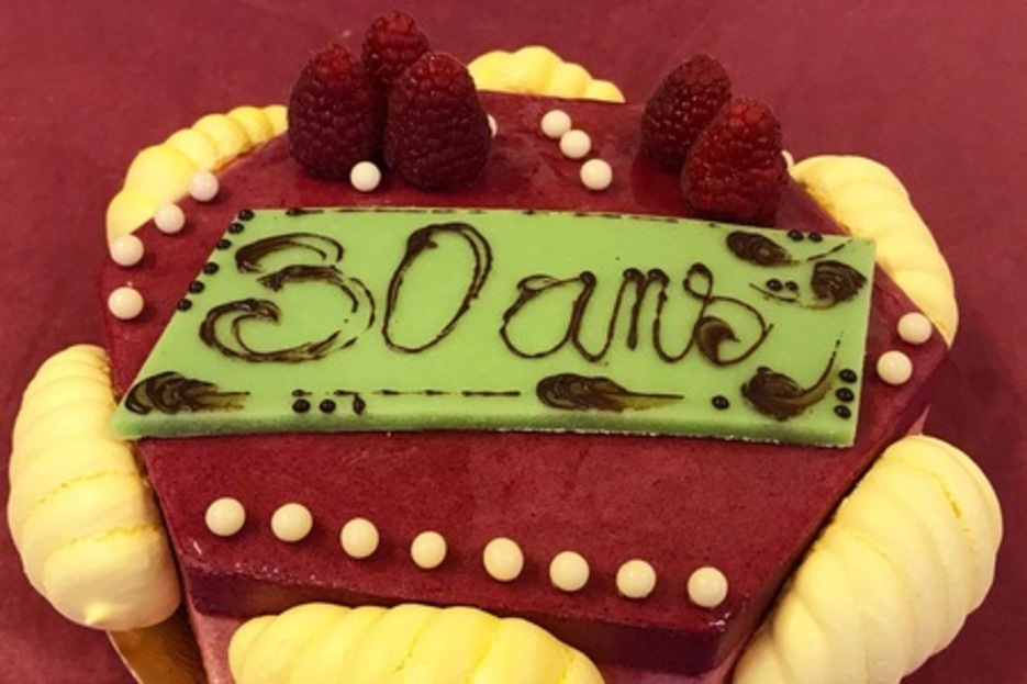 Delice Cassis-Framboise (Fond de biscuits aux amandes / Mousse Cassis & Framboise)