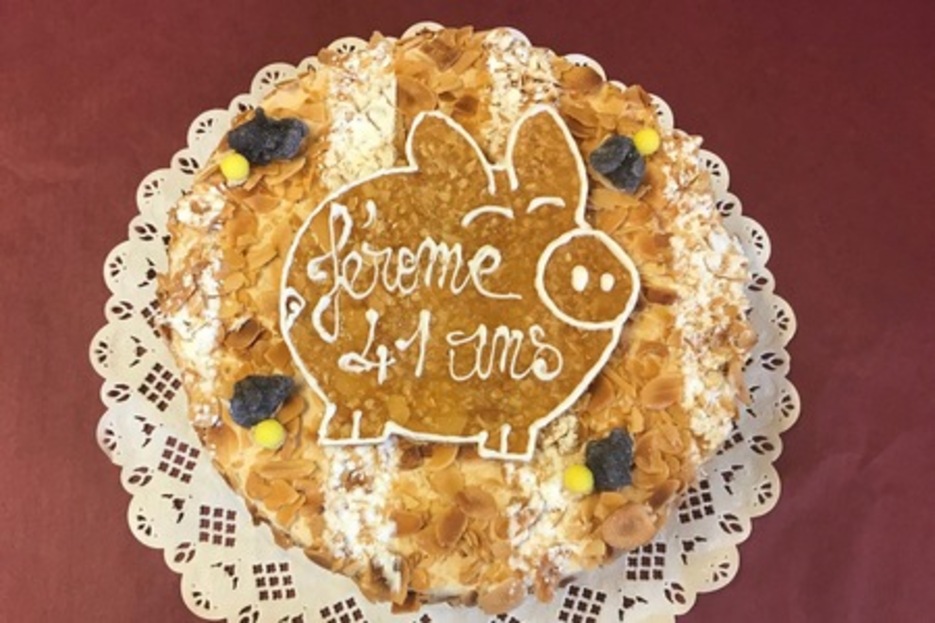 Mascotte (Fonds de Meringue nature / Crme au beurre pralin)